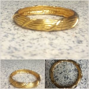 CHANEL VTG CC TWISTED BANGLE